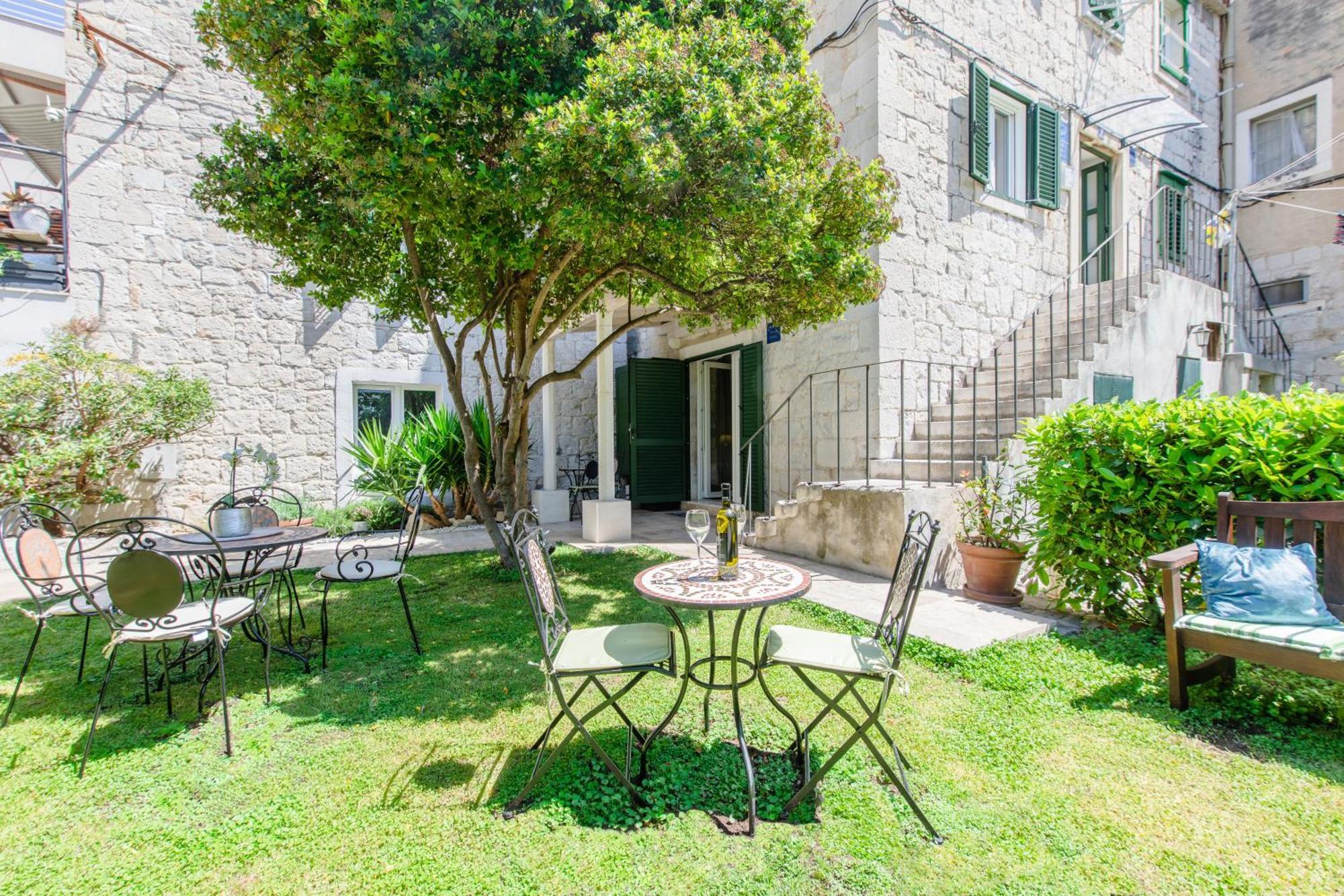 Jes Old Town Studio Apartment سبليت المظهر الخارجي الصورة