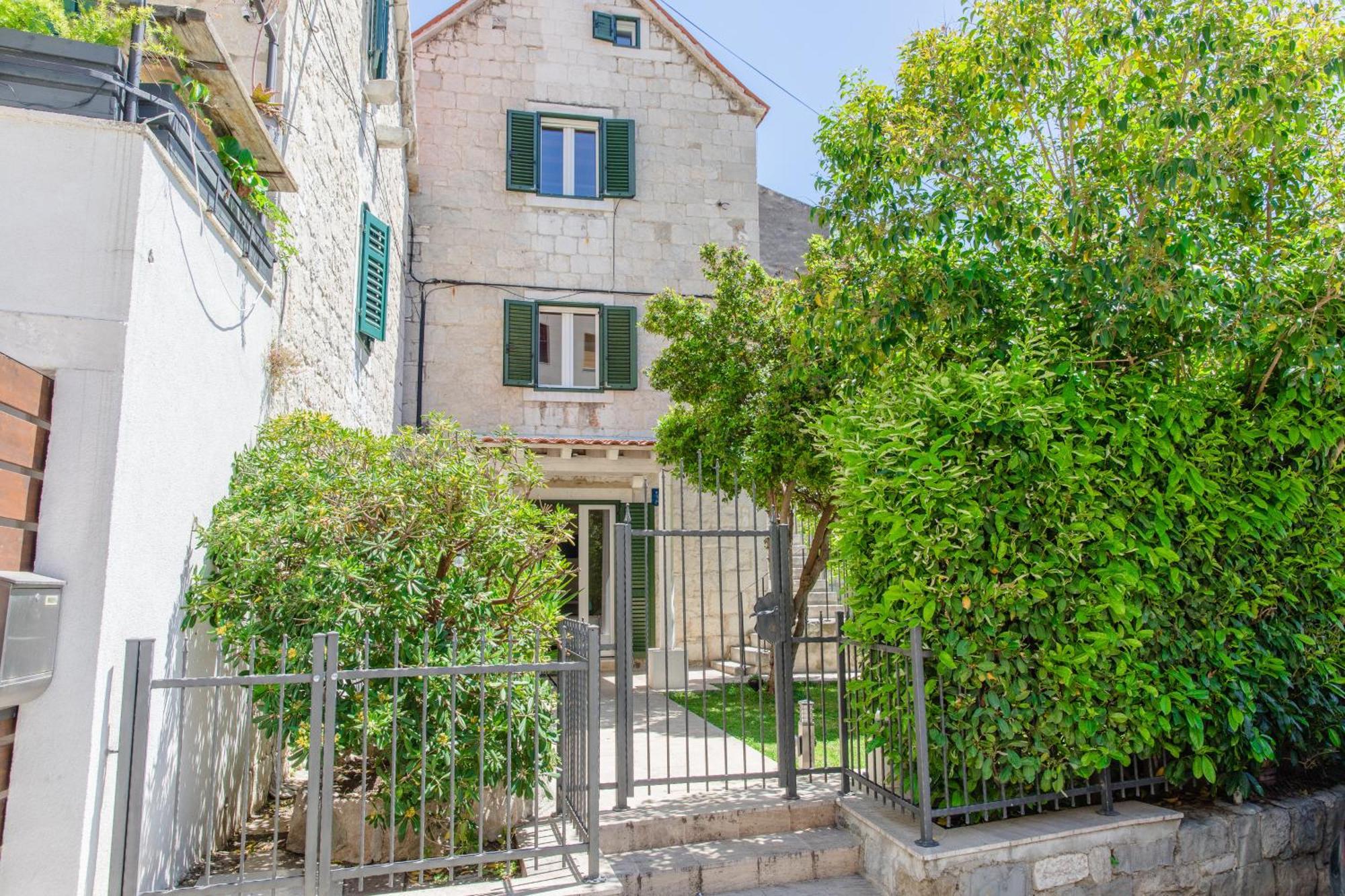 Jes Old Town Studio Apartment سبليت المظهر الخارجي الصورة